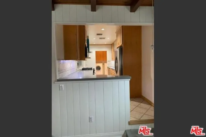 6838 Bertrand Avenue, Los Angeles, California 91335