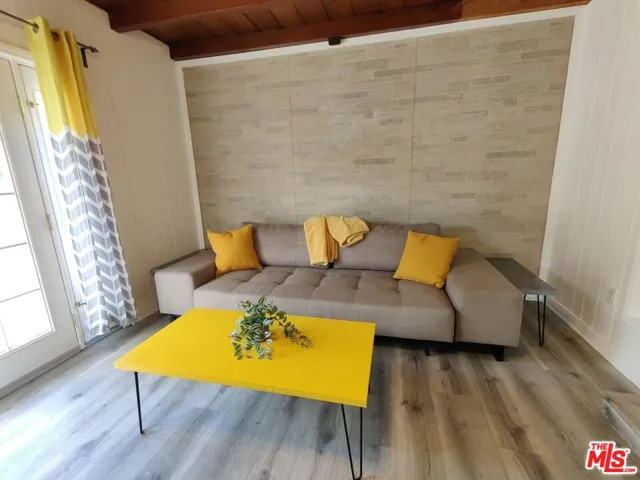 6838 Bertrand Avenue, Los Angeles, California 91335