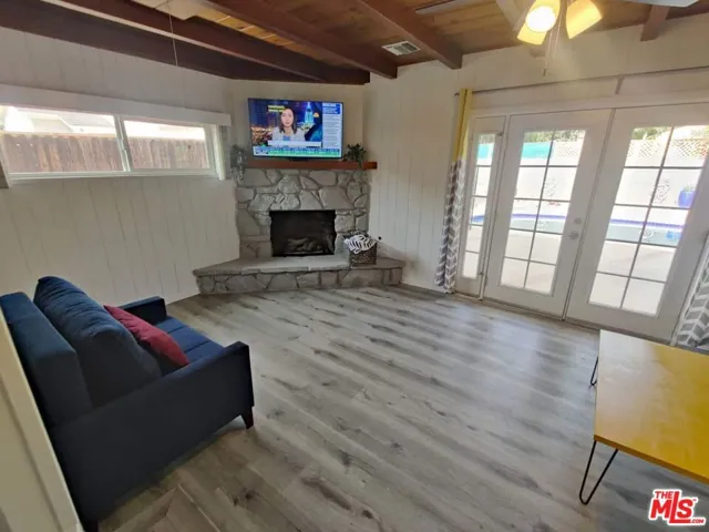 6838 Bertrand Avenue, Los Angeles, California 91335