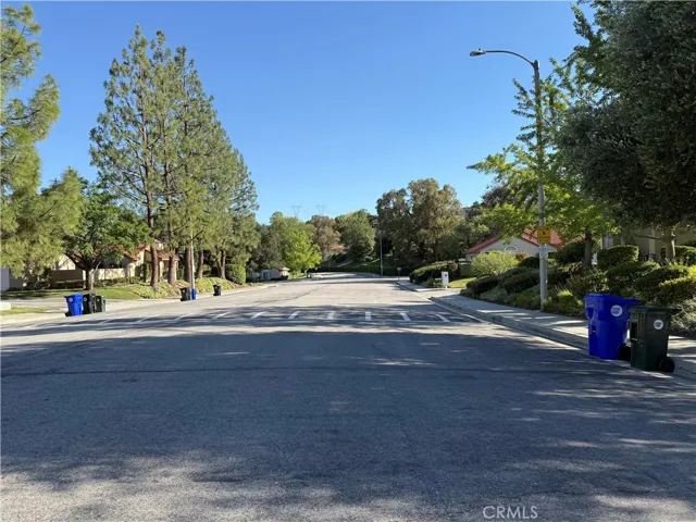 26341 Rainbow Glen Drive, Newhall, California 91321