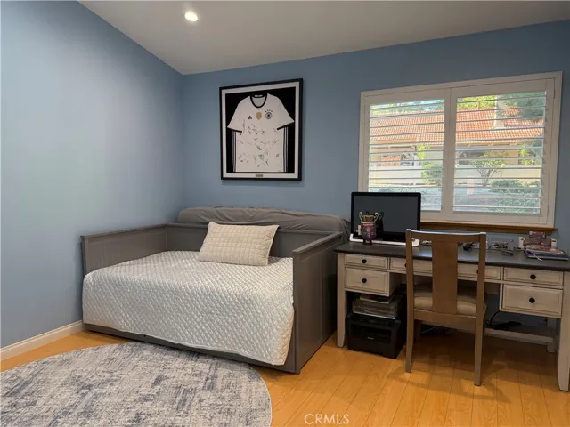 26341 Rainbow Glen Drive, Newhall, California 91321