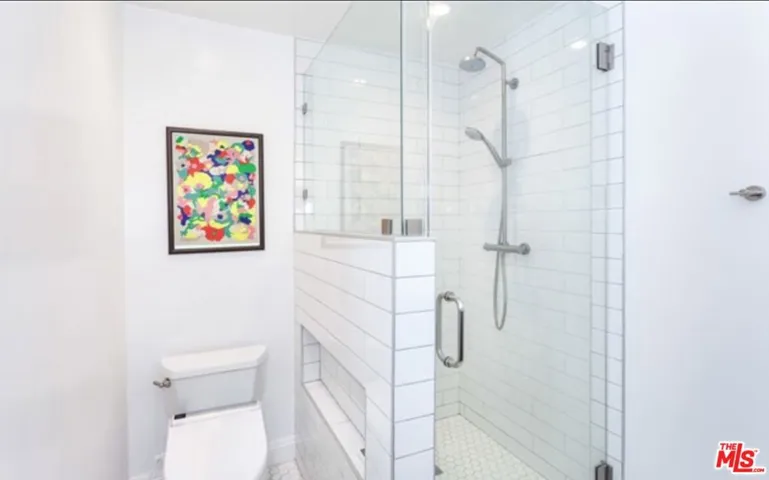 4190 Duquesne Avenue 2, Culver City, California 90232
