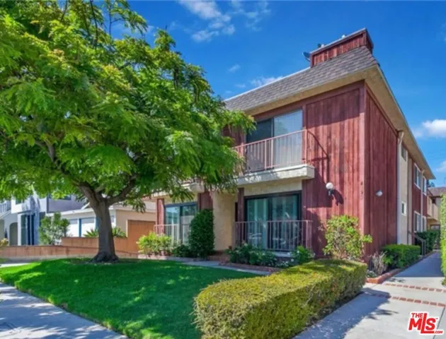4190 Duquesne Avenue 2, Culver City, California 90232