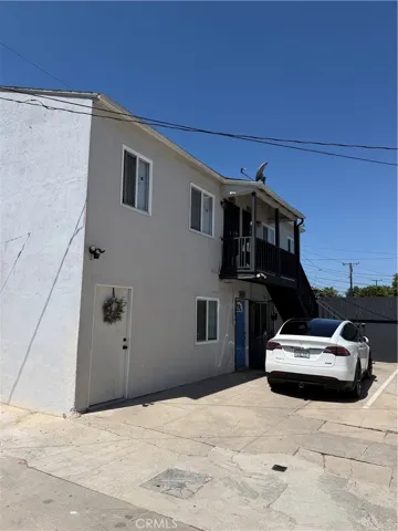 3568 56th Street C, Maywood, California 90270