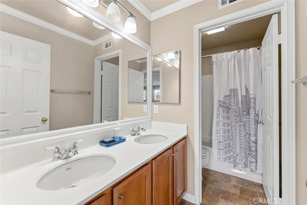 Upstairs Bath