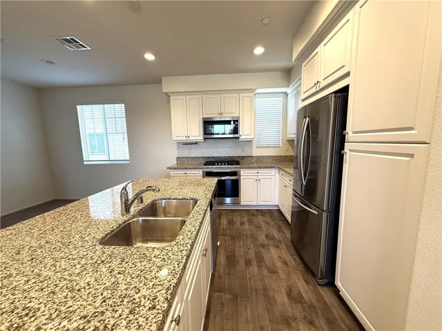 7338 Nightfall Place, Rancho Cucamonga, California 91739