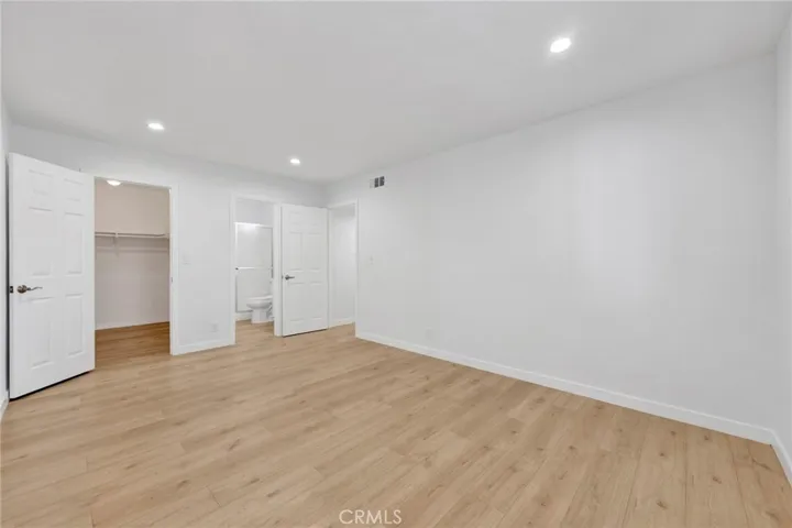 25027 Peachland Avenue 260, Newhall, California 91321