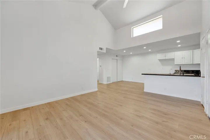 25027 Peachland Avenue 260, Newhall, California 91321