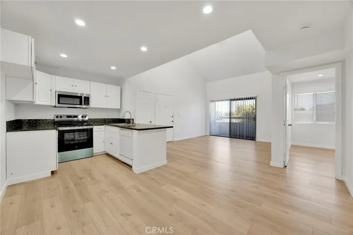 25027 Peachland Avenue 260, Newhall, California 91321