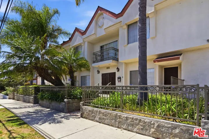 856 W Beach Avenue 16, Inglewood, California 90302