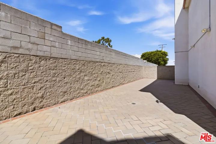 856 W Beach Avenue 16, Inglewood, California 90302