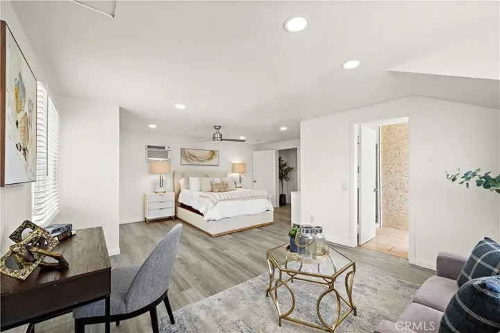 Was 400 ST bonus room, now upstairs 2nd primary suite