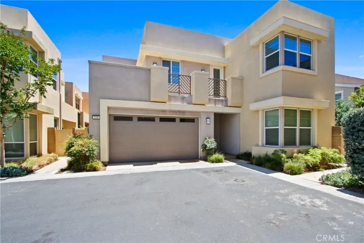 231 Radial, Irvine, California 92618