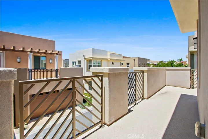 231 Radial, Irvine, California 92618