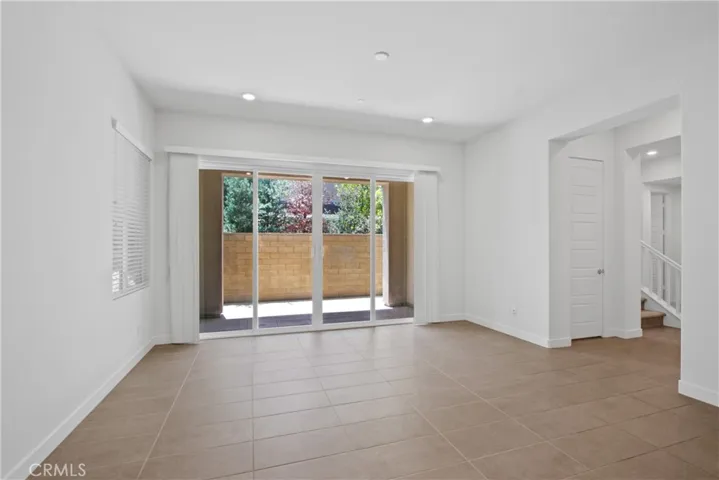 231 Radial, Irvine, California 92618