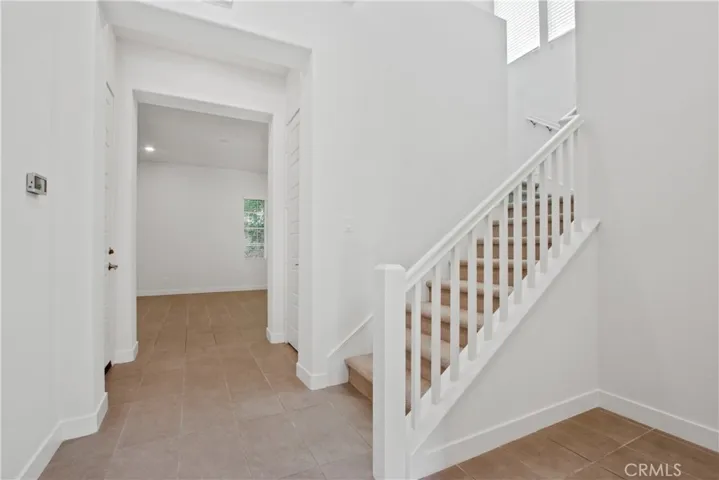 231 Radial, Irvine, California 92618