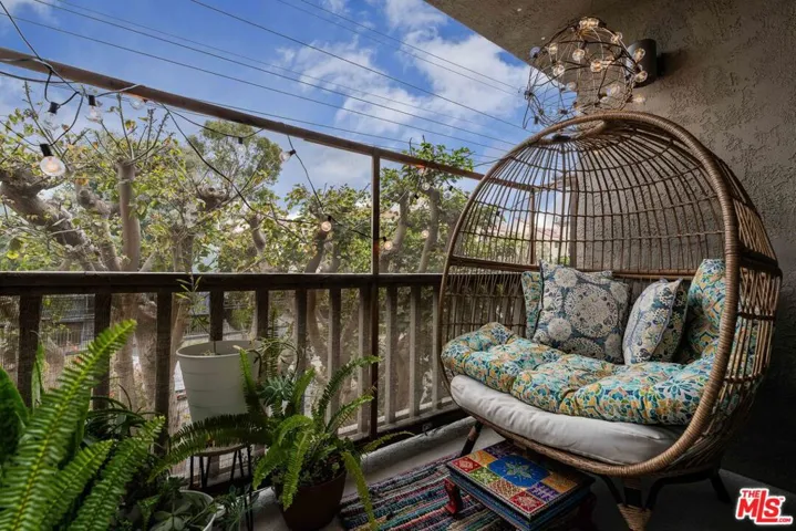 8740 Tuscany Avenue 207, Playa Del Rey, California 90293
