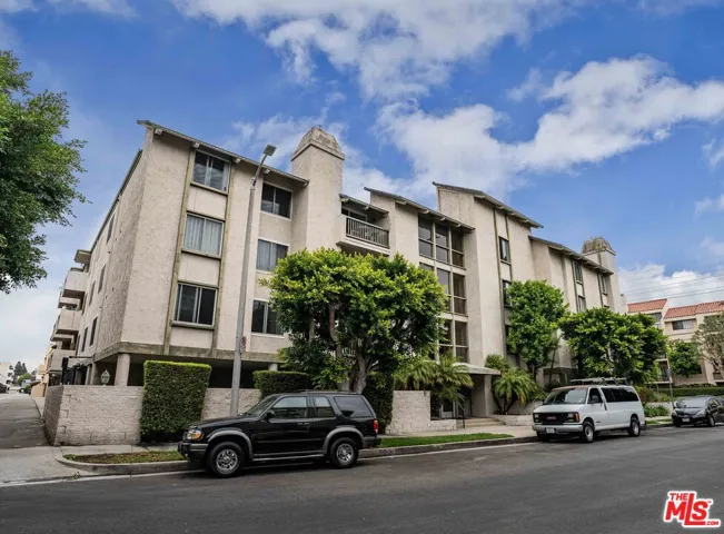 8740 Tuscany Avenue 207, Playa Del Rey, California 90293