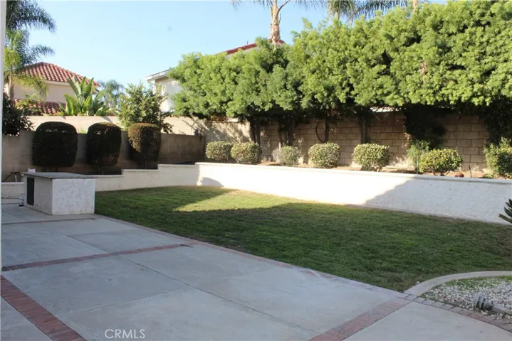 25991 Dundee Drive, Lake Forest, California 92630