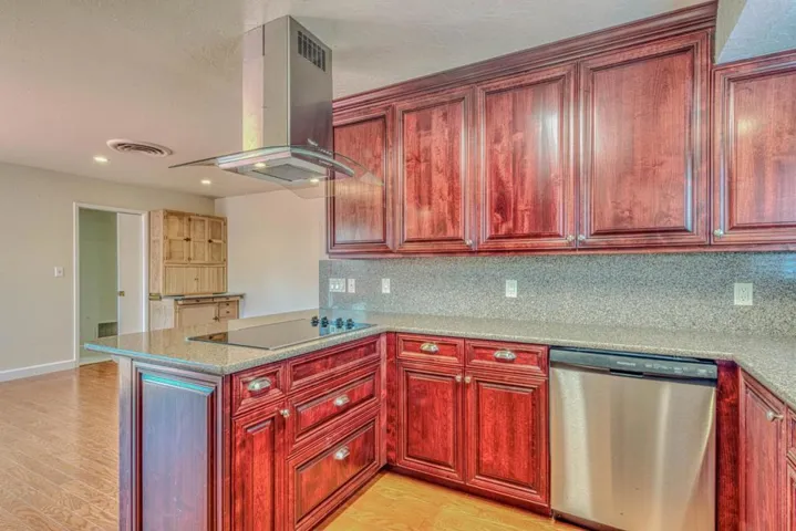 1163 Granada Avenue, Salinas, California 93906