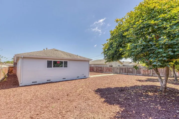 1163 Granada Avenue, Salinas, California 93906