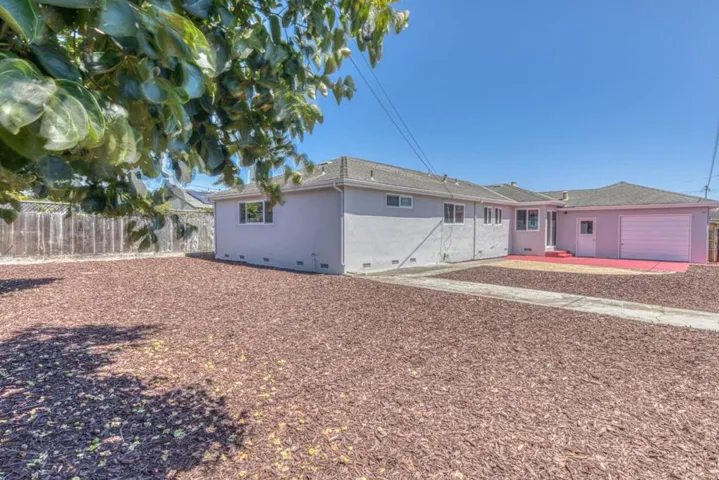 1163 Granada Avenue, Salinas, California 93906