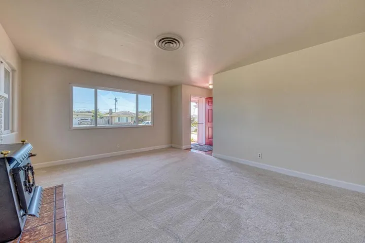 1163 Granada Avenue, Salinas, California 93906