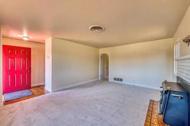 1163 Granada Avenue, Salinas, California 93906