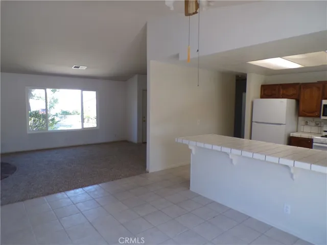 5102 W Avenue L10, Quartz Hill, California 93536
