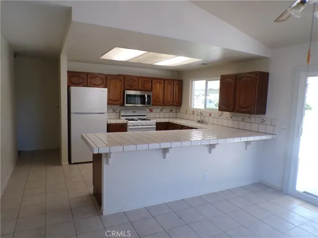 5102 W Avenue L10, Quartz Hill, California 93536