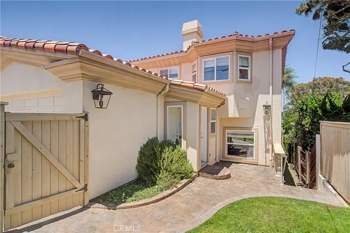 620 35th, Manhattan Beach, California 90266
