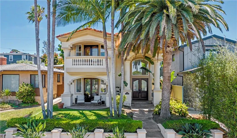 620 35th, Manhattan Beach, California 90266