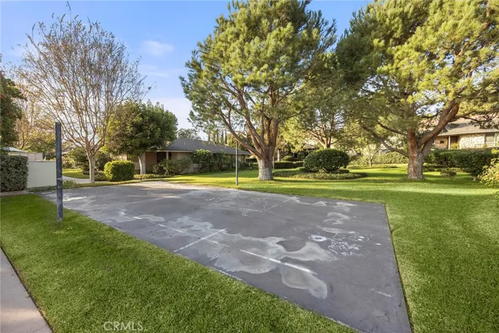 945 Glencliff, La Habra, California 90631