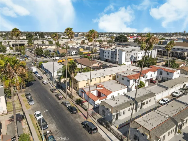 520 W 82nd St, Los Angeles, California 90044