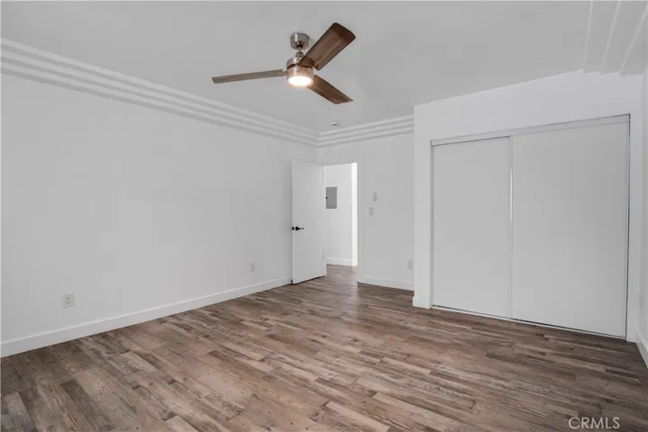 520 W 82nd St, Los Angeles, California 90044