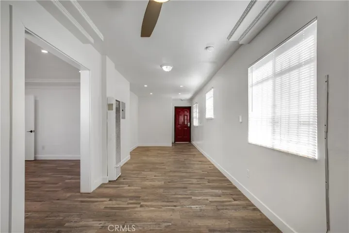 520 W 82nd St, Los Angeles, California 90044