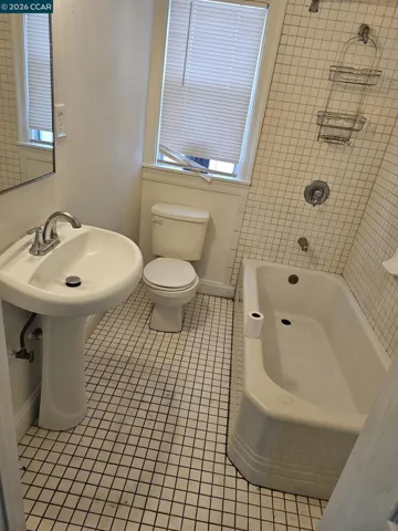 3103 Esmond Ave, Richmond, California 94804