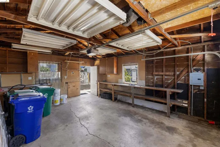 5101 Tehama Ave, Richmond, California 94804