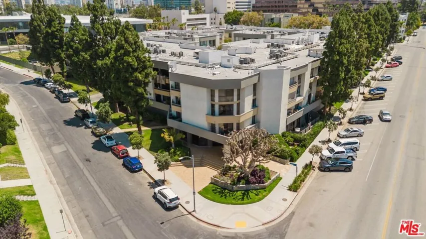 750 S Spaulding Avenue 214, Los Angeles, California 90036