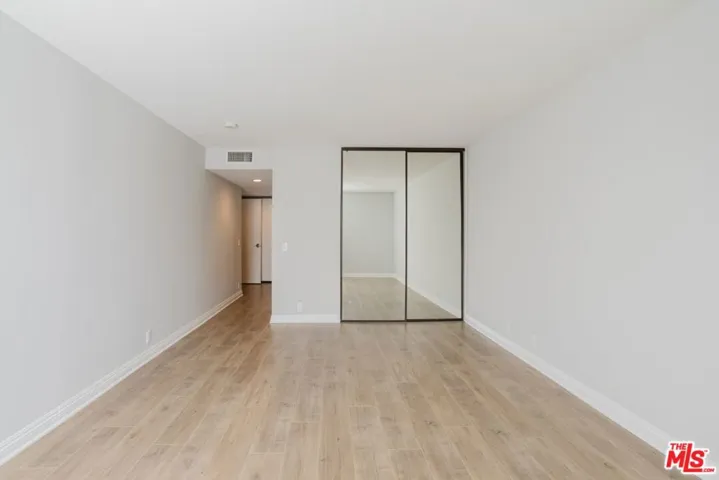 750 S Spaulding Avenue 214, Los Angeles, California 90036
