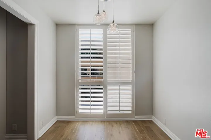 750 S Spaulding Avenue 214, Los Angeles, California 90036