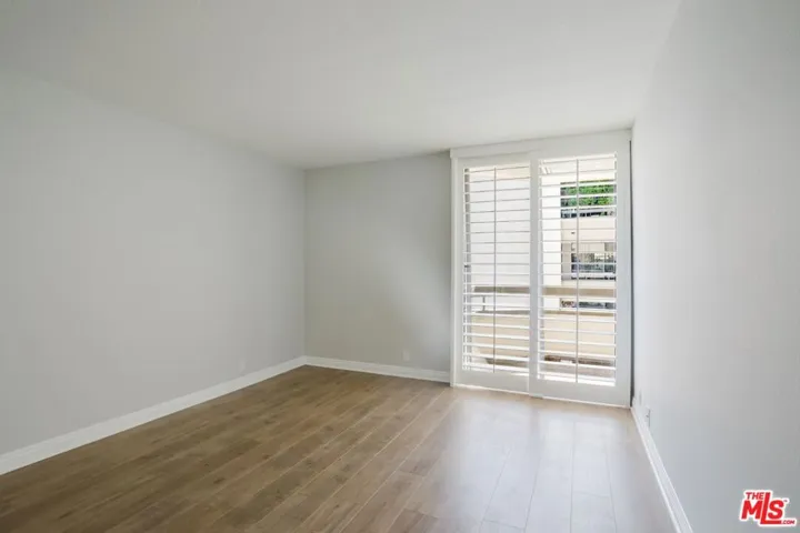 750 S Spaulding Avenue 214, Los Angeles, California 90036