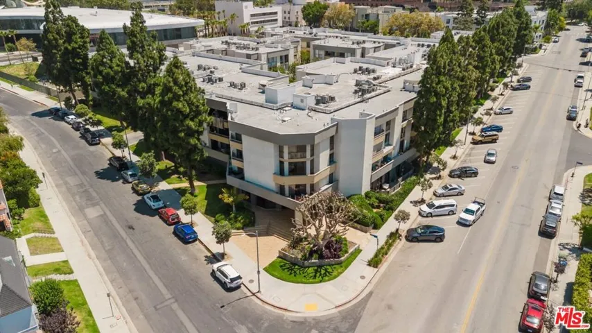750 S Spaulding Avenue 214, Los Angeles, California 90036