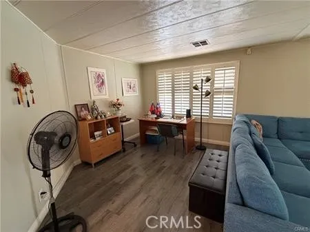 840 E Foothill 142, Azusa, California 91702
