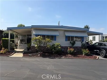 840 E Foothill 142, Azusa, California 91702