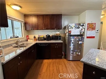 840 E Foothill 142, Azusa, California 91702