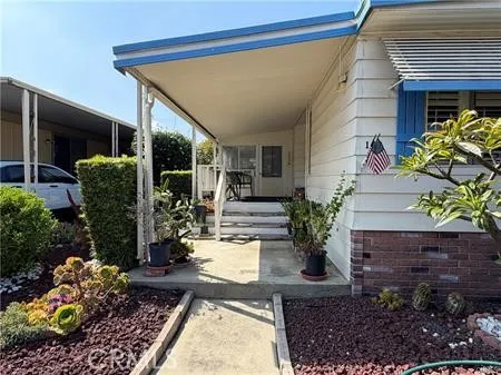 840 E Foothill 142, Azusa, California 91702