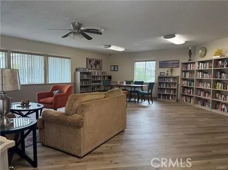 840 E Foothill 142, Azusa, California 91702
