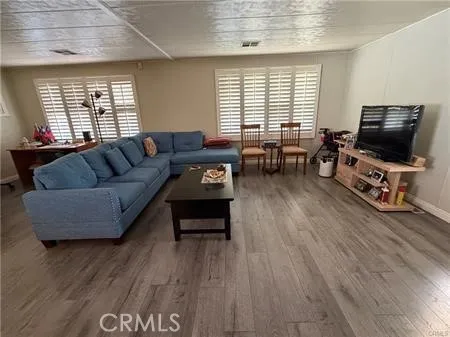 840 E Foothill 142, Azusa, California 91702