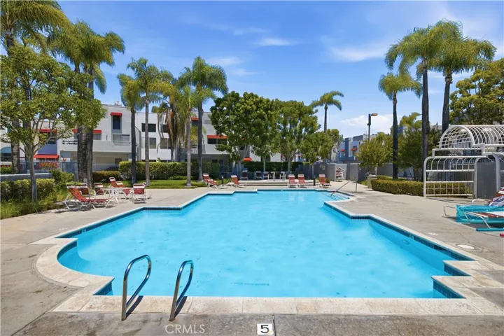 Community pool